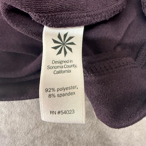 Athleta Superluxe Top Women Medium Purple Long Sleeve Running Thumbholes - Picture 8 of 10